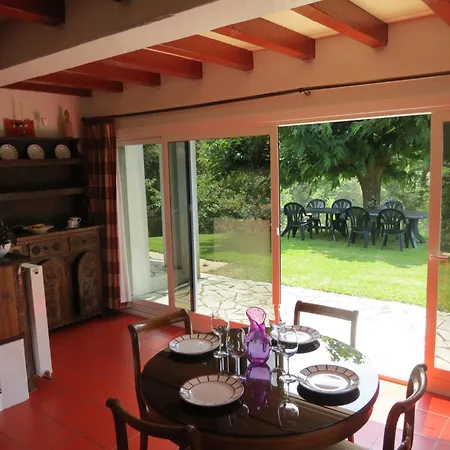 Feriehus Maison Typique Basque En Pleine Campagne Saint-Pée-sur-Nivelle