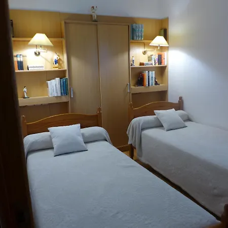 Maison Typique Basque En Pleine Campagne